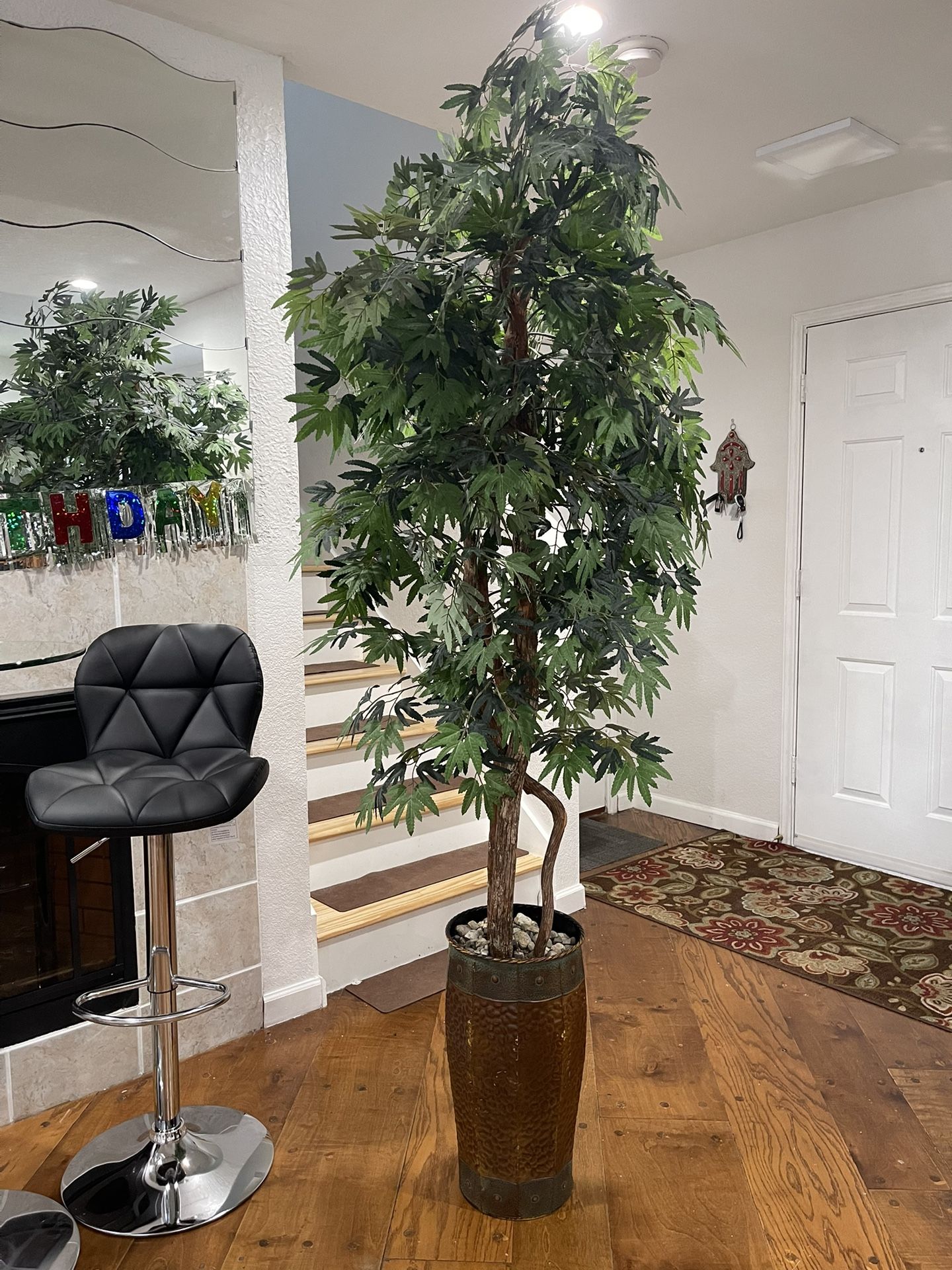 Beautiful Artificial Tree 7 Ft Tall