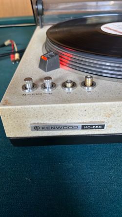 Kenwood KD 550 Turntable