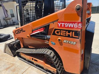 2020 GEHL skid steer