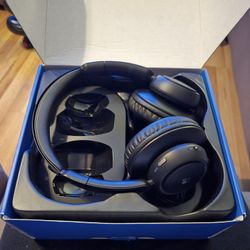Headphones 