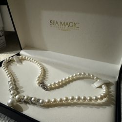 Cultured Pearl Necklace 