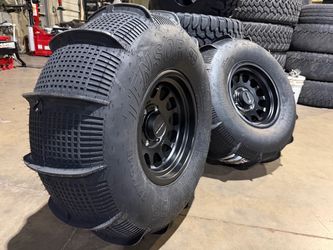 CAN AM R new: 15” Method  Beadgrip wheels 6x5.5 15x7 & 15x10  With 33” 14 Paddle TENSOR SS Sand Tires for Dunes glamis SXS UTV ( We Finance)
