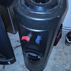 Water Dispenser