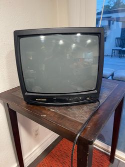 Philips Magnavox CRT Television