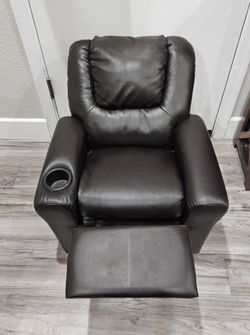 Toddler Reclining Chair, for Boys and Girls, PU Leather, Adjustable Backrest (101°-121°), Cup Holder, Footrest, 90 lbs