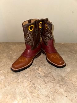Brown Vintage Cowboy Boots with Red Embroidery – Women’s Size 4.5