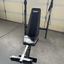 Adjustable Incline Bench  And Dumbbell/plates Set with Rack  In a Great Condition 