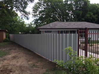 Cercas de metal y madera y portones estimados gratis