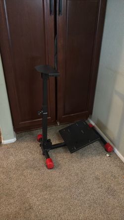 Steading wheel holder