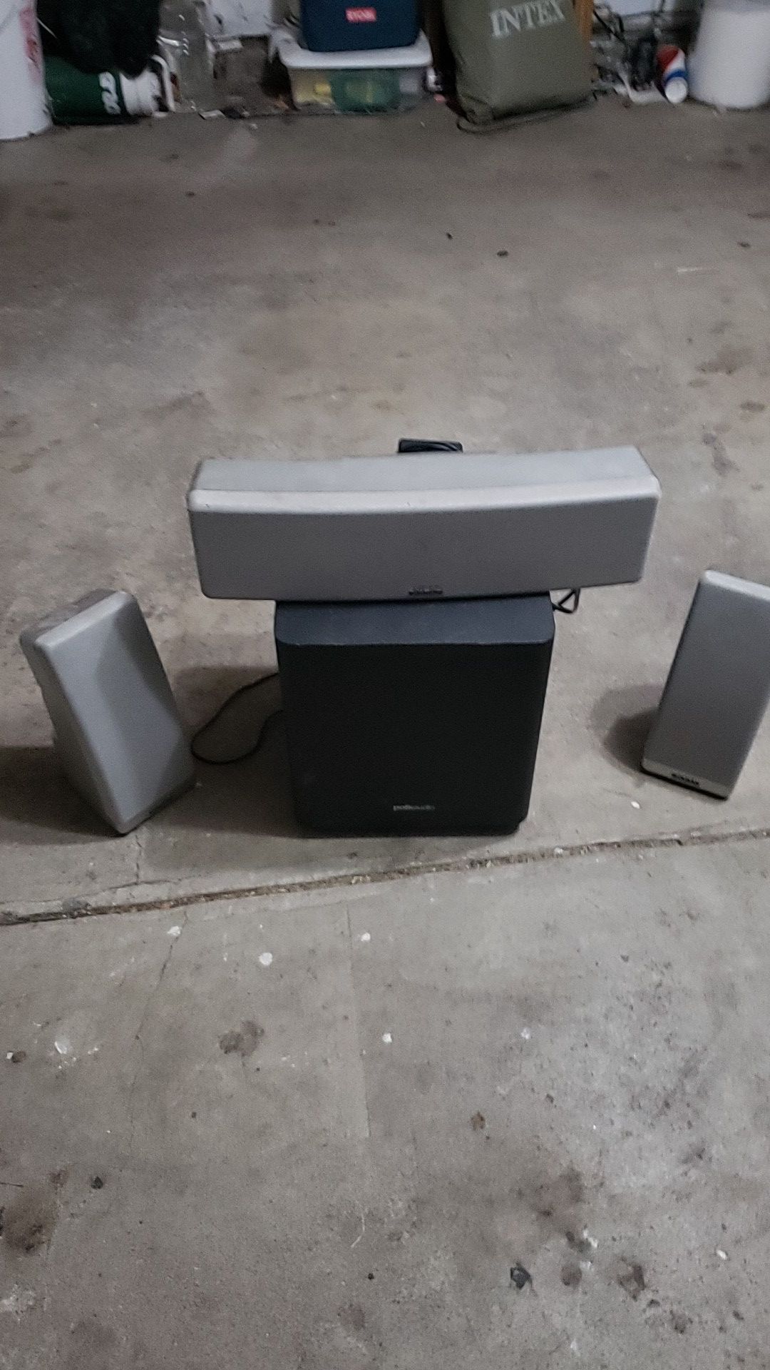 Price drop!! Surround sound speakers with wireless subwoofer