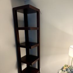 Corner Book Shelf 