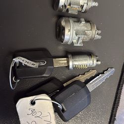 Freight liner Lock And Door Lock And keys 