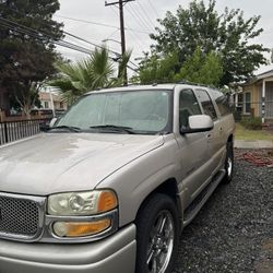 2004 GMC Yukon Denali XL