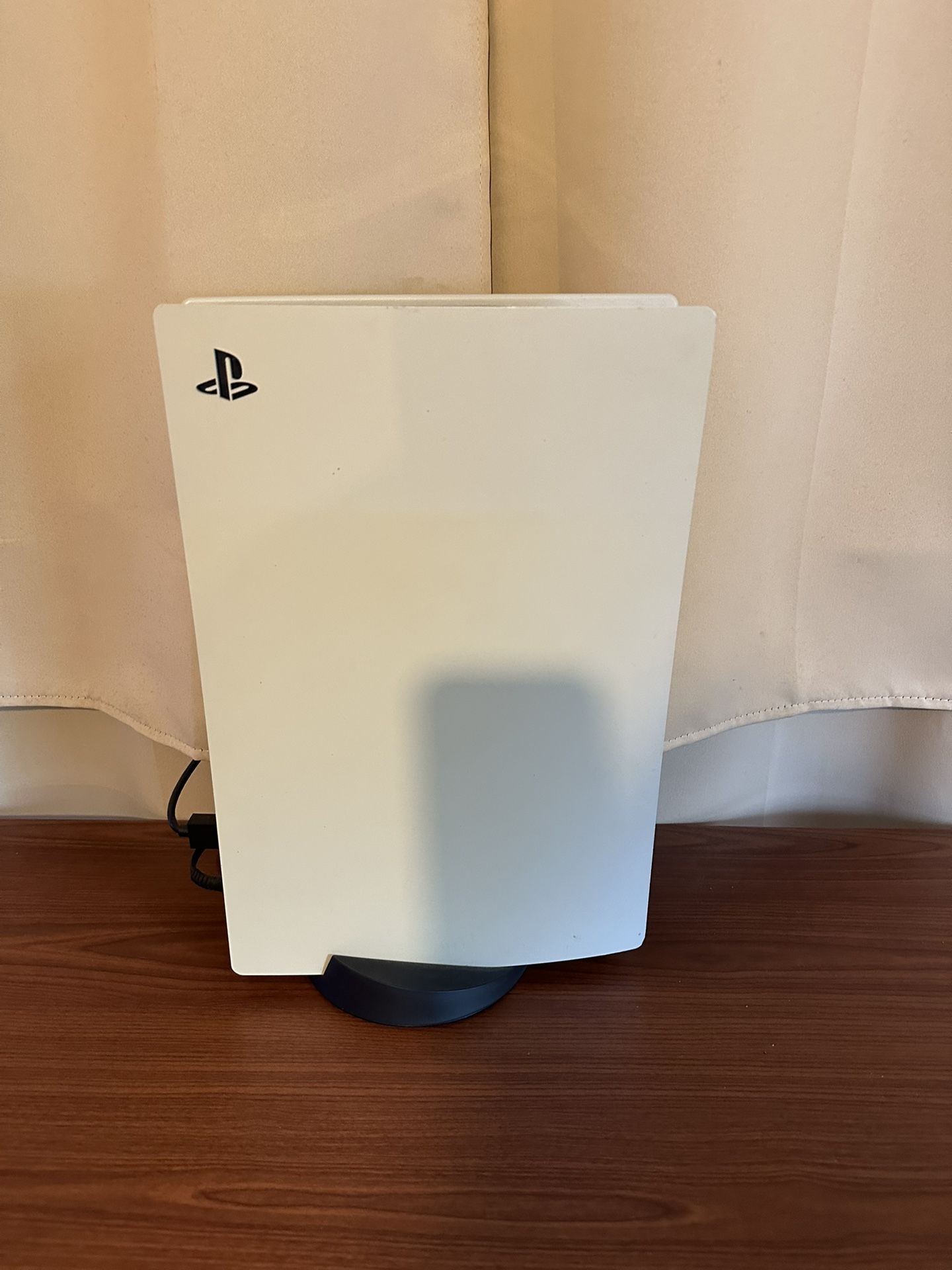 PS5 1TB W Remote And Madden 24