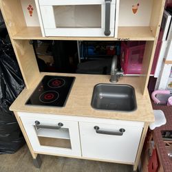 Ikea kids Play kitchen