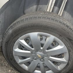 Chevy Cruze Tires – Mixed Brands – Good Tread
