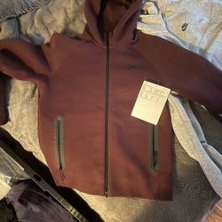 Nike Tech 