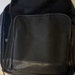 Beis The travel backpack 