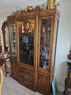 CHINA CABINET