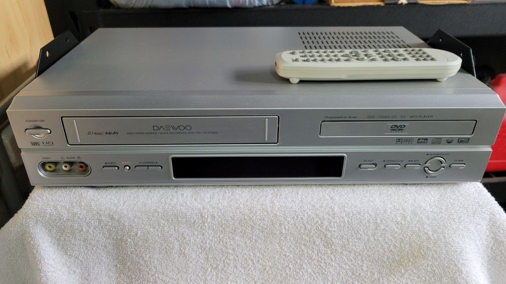 Daewoo VCR DVD Player DV-6T955B