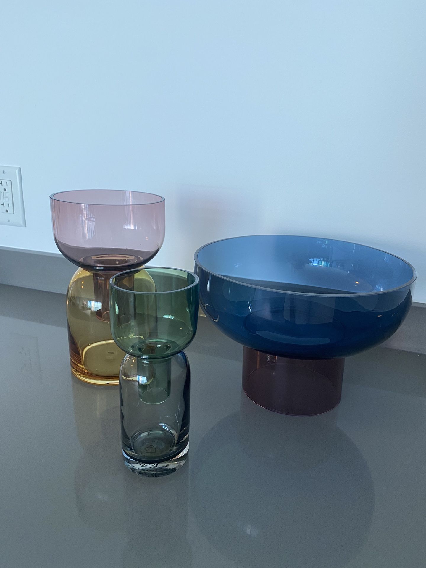 Cloudnola Set of Vases and a Bowl