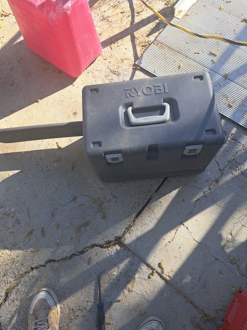 Ryobi Gas Chainsaw