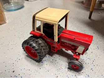 Vintage Ertl international Harvester Tractor Toy