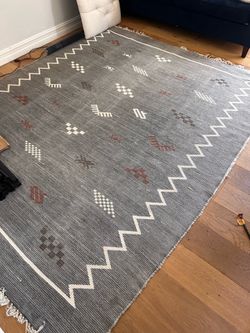 Modern Flat-Weave Area Rug – Gray Geometric Pattern