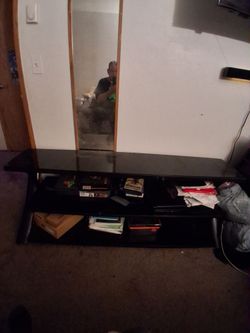 Entertainment center