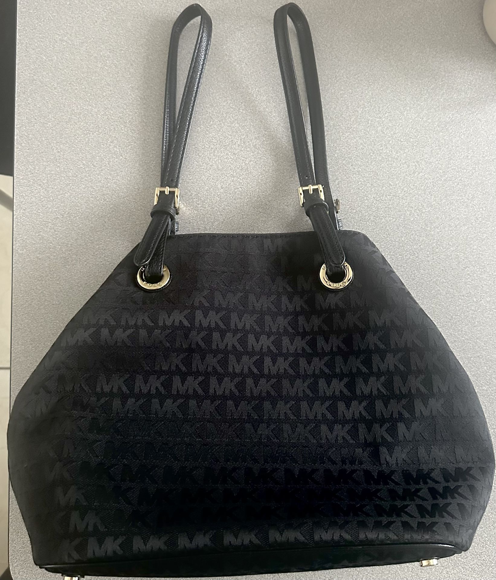Michael Kors Women’s Handbag Black