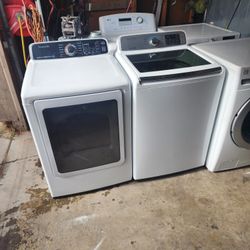 SAMSUNG WASHER AND ELECTRIC DRYER 