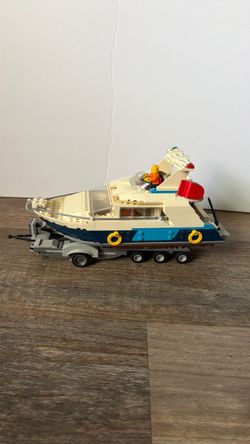 LEGO City Yacht Boat on Trailer Set