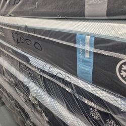 King Tempur-pedic Tempurpedic Pro Breeze Medium Mattress, 5k At Retail, Free Delivery!
