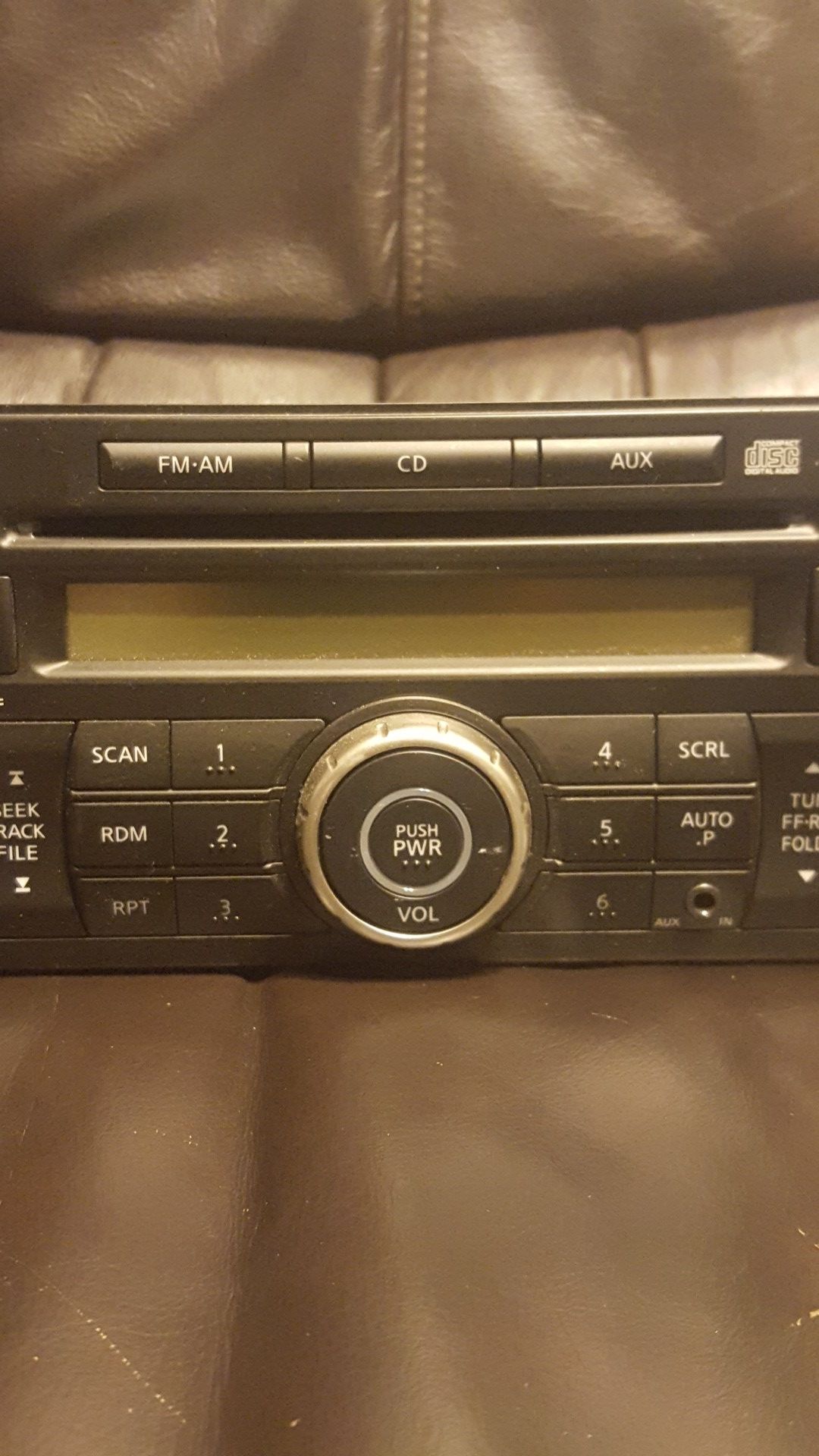 Nissan PP-3090H Car Radio CD/AM-FM/AUX Compact Disc Digital Audio OEM Factory Product