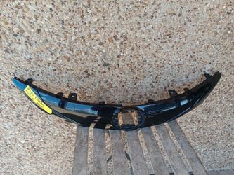 2021-23 Toyota Sienna Grill