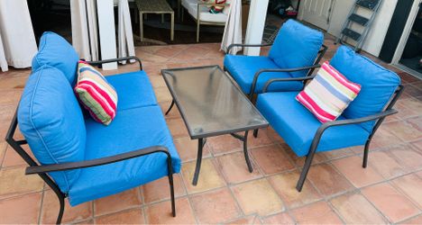 Patio set