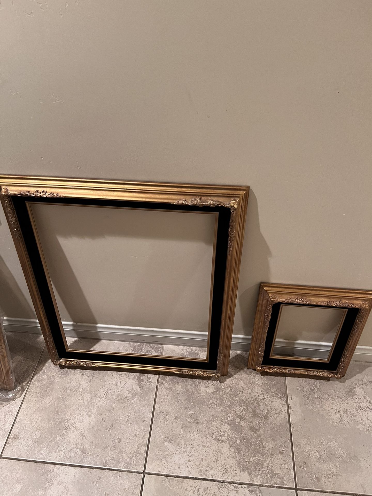 Exquisite Antique Gold & Black Velvet Frames – Museum Quality