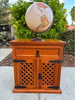 Solid Wood Antique Dresser Nightstand End Table Furniture Great Condition