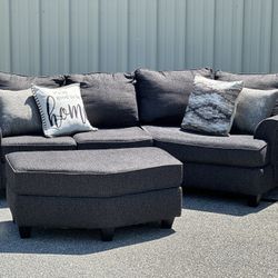 Sectional Sofa And Ottoman 