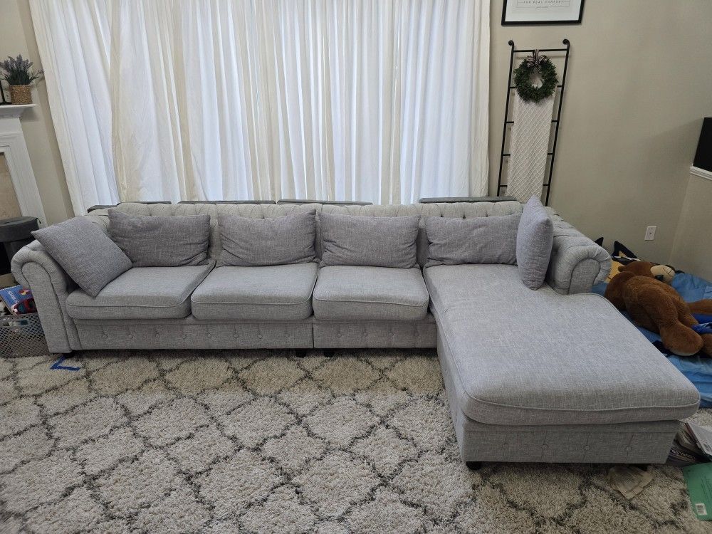 Baxton Studio Luisa Traditional Gray Fabric Upholstered Chesterfield Reversible Sectional Sofa