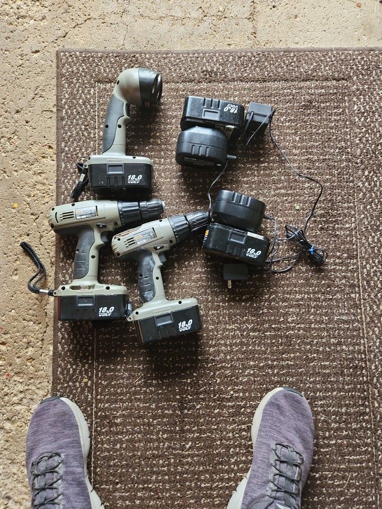 3 Drills 1 Flashlite 2 Chargers. Not Sure If Batteries Work.