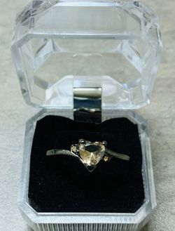 Champagne Heart Black Band Ring :)