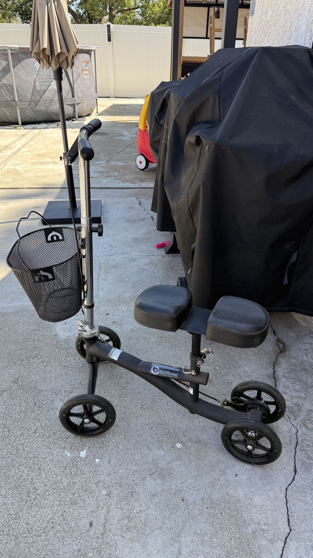Roscoe Medical Knee Scooter