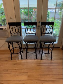 Set of 3 Bar Stools