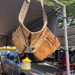 Old Style Leather Carpenter Apron
