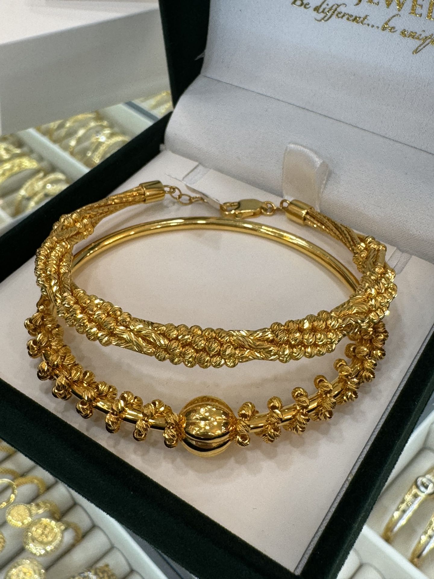 21kt Gold Bracelet