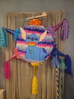 Stitch star pinata