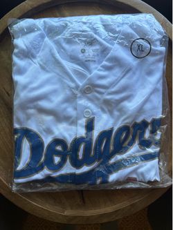 Dodgers 2026 Gold Jersey Stadium Giveaway