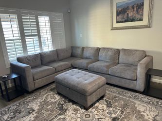 Gray Sectional Sofa  Ottoman – Excellent Condition – Must Sell!