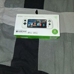 Xbox Backbone For IPhone Has Only Been Used Once 